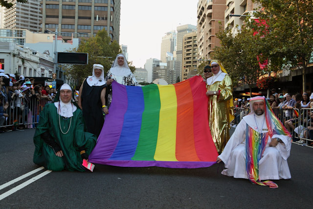 SGLMG Parade 2015